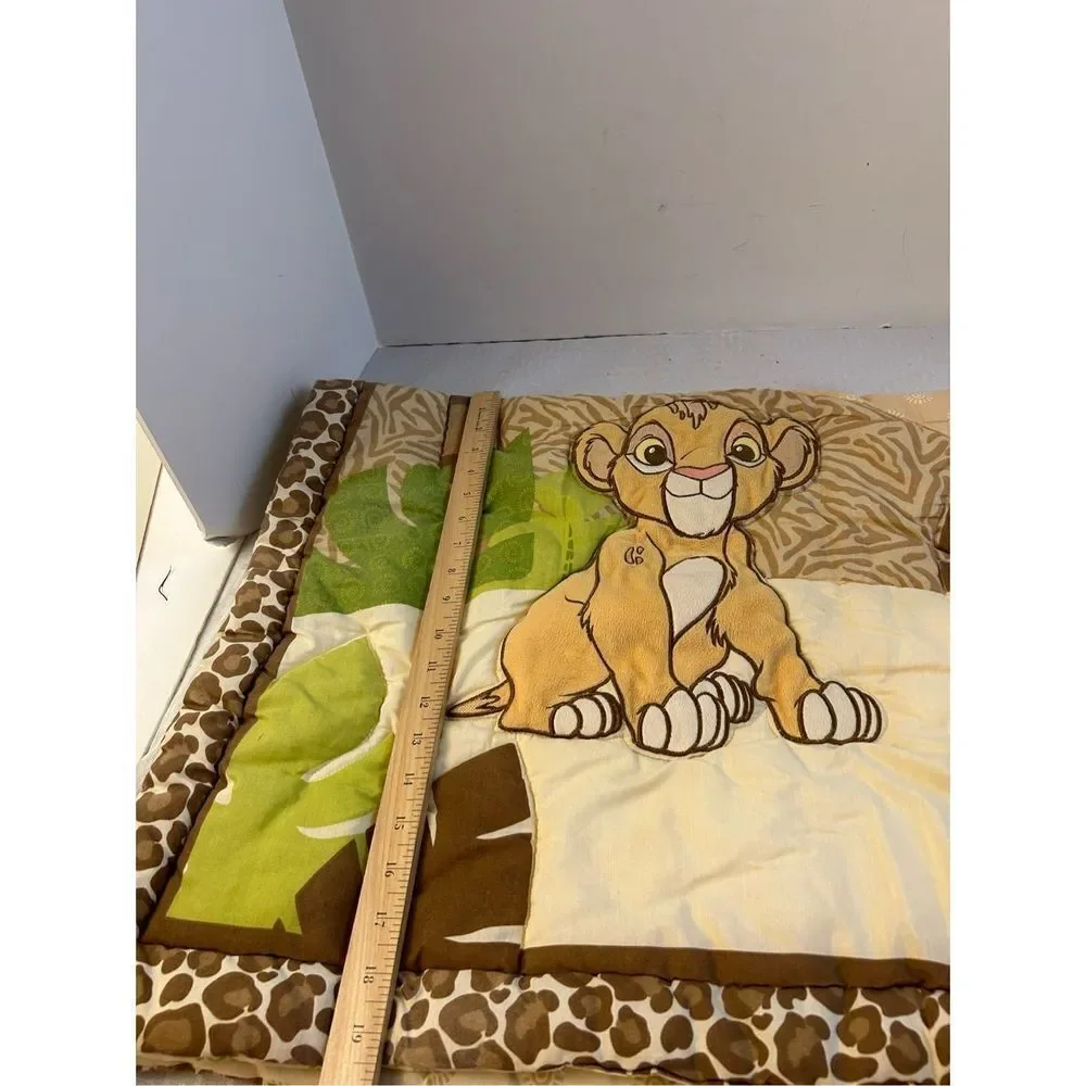 Disney Lion king crib comforter 30x39